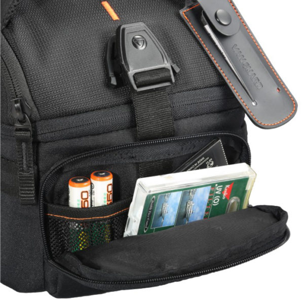 Vanguard Rise-Up II 18 Camera Shoulder Bag