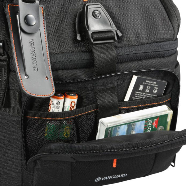 Vanguard Rise-Up II 22 Camera Shoulder Bag